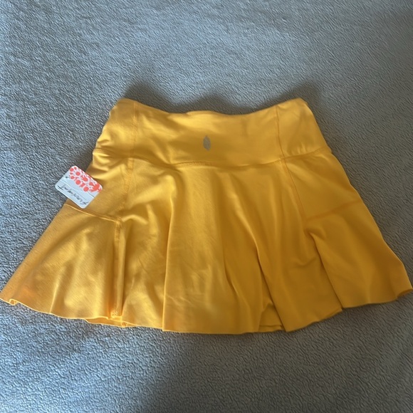 FP Movement Flounce Skort - Picture 2 of 2